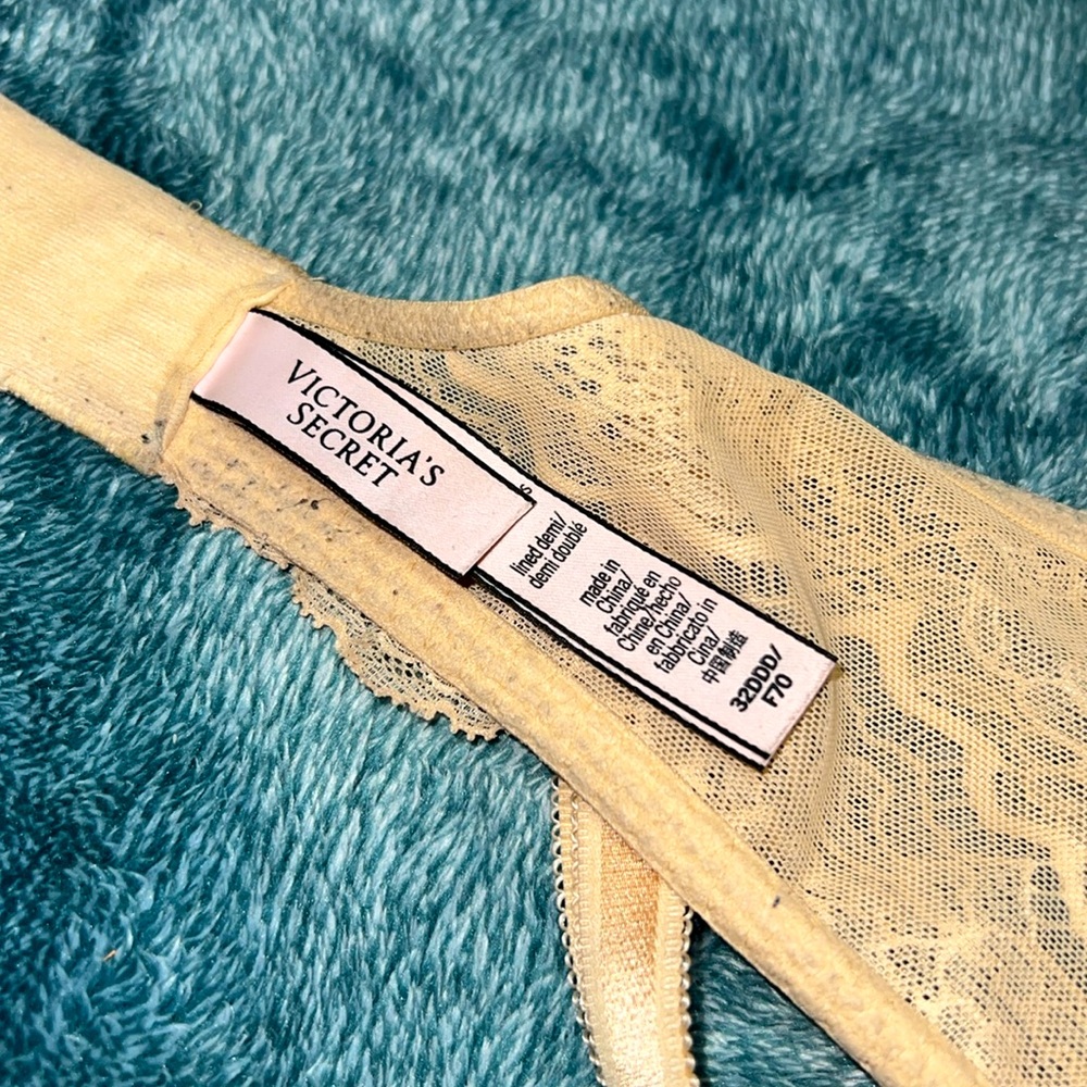 Victories Secret Lined Demi Bra Leopard Print with Lace Size 32DDD (F) Nuetrals - Picture 3 of 9